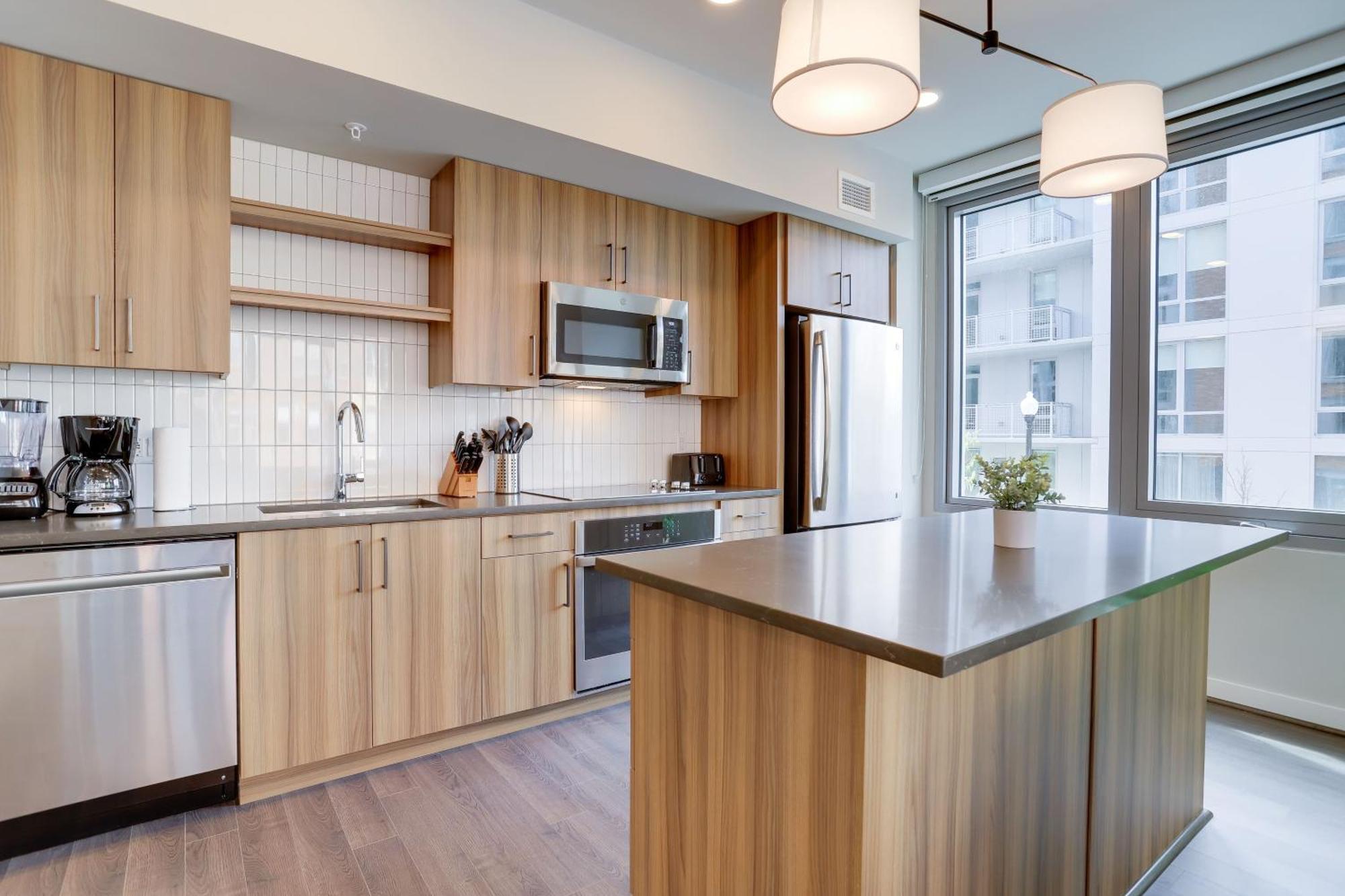 Stylish Condo At Clarendon With Rooftop Views Arlington Exterior photo